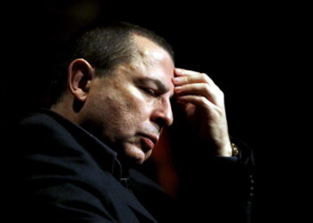 19.02.2016 Kielce. Bronisław Wildstein spotkał się z kielczanami w ramach Salonu Bezsenność na Małej Scenie KCK. / Jarosław Kubalski / Radio Kielce