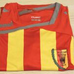 1.2.2016 Kielce. Przedmioty przeznaczone na licytację podczas Trzeciego Świętokrzyskiego Balu Filantropów. / Wojciech Habdas / Radio Kielce