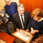 22.02.2015. Otwarcie Biura Poselskiego Bogdana Latosińskiego. / Stanisław Blinstrub / Radio Kielce