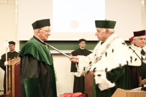 24.02.2016 Politechnika Świętokrzyska. Nadanie tytułu doktora honoris causa prof. Kazimierzowi Fladze / Stanisław Blinstrub / Radio Kielce