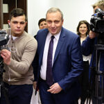 4.2.2016 Kielce. Grzegorz Schetyna otworzył biuro poselskie w Kielcach / Wojciech Habdas / Radio Kielce