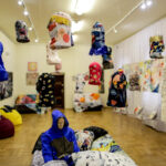 5.2.2016 Oblęgorek. Muzeum Henryka Sienkiewicza. Wystawa tkanin Jaśminy Parkity / Wojciech Habdas / Radio Kielce