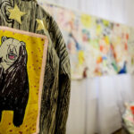 5.2.2016 Oblęgorek. Muzeum Henryka Sienkiewicza. Wystawa tkanin Jaśminy Parkity / Wojciech Habdas / Radio Kielce