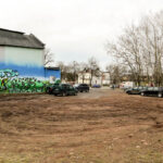 9.2.2016 Kielce. Rozjeżdżony trawnik przy Skateparku na Kadzielni. / Wojciech Habdas / Radio Kielce