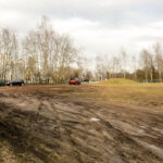 9.2.2016 Kielce. Rozjeżdżony trawnik przy Skateparku na Kadzielni. / Wojciech Habdas / Radio Kielce