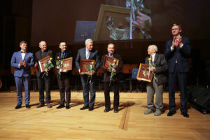 9.2.2016 Kielce. Gala wręczenia "Świętokrzyskich Victorii". Nominowani w kategorii "Osobowość" / Wojciech Habdas / Radio Kielce