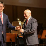 9.2.2016 Kielce. Gala wręczenia "Świętokrzyskich Victorii". Laureat w kategorii "Samorządność" Gmina Morawica / Wojciech Habdas / Radio Kielce