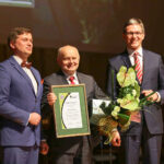 9.2.2016 Kielce. Gala wręczenia "Świętokrzyskich Victorii". Laureat w kategorii "Samorządność" Gmina Morawica / Wojciech Habdas / Radio Kielce