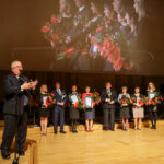 9.2.2016 Kielce. Gala wręczenia "Świętokrzyskich Victorii". Swoje wyróżnienia wręczył też poseł Czesław Siekierski. / Wojciech Habdas / Radio Kielce