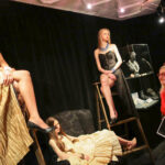 9.2.2016 Kielce. Wystawa "Dziewczyna z perłą" w Galerii Kostiumerii w KCK / Wojciech Habdas / Radio Kielce