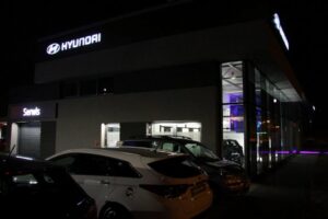 21.03.2016. Otwarcie salonu Hyundai w Kielcach / Robert Felczak / Radio Kielce