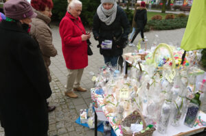 13.3.2016 Pińczów. Kiermasz Wielkanocny w Pińczowie. / Krzysztof Żołądek / Radio Kielce