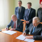 30.03.2016. Podpisanie listu intencyjnego w sprawie powstania poradni onkologicznej w szpitalu we Włoszczowie / Marlena Płaska / Radio Kielce