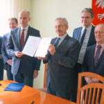 30.03.2016. Podpisanie listu intencyjnego w sprawie powstania poradni onkologicznej w szpitalu we Włoszczowie / Marlena Płaska / Radio Kielce