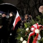 01.03.2016 Kielce. Narodowy Dzień Pamięci Żołnierzy Wyklętych. Uroczystości pod Pomnikiem Pamięci Żołnierzy Armii Krajowej. / Jarosław Kubalski / Radio Kielce