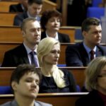 07.03.2016 Kielce. Spotkanie pracowników Wydziału Polityki Społecznej ŚUW z samorządowcami na temat programu Rodzina 500+ / Jarosław Kubalski / Radio Kielce