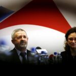 07.03.2016 Kielce. Nowy kurator oświaty Kazimierz Mądzik i wojewoda Agata Wojtyszek. / Jarosław Kubalski / Radio Kielce