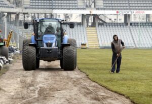 07.03.2016 Kielce, Stadion Korony. Nowa murawa. / Jarosław Kubalski / Radio Kielce