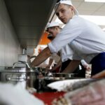 09.03.2016 Kielce. Uczniowie klas gastronomicznych Zakładu Doskonalenia Zawodowego wzięli udział w konkursie Master Chef. Kreatywny Młody Kucharz. / Jarosław Kubalski / Radio Kielce