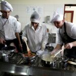 09.03.2016 Kielce. Uczniowie klas gastronomicznych Zakładu Doskonalenia Zawodowego wzięli udział w konkursie Master Chef. Kreatywny Młody Kucharz. / Jarosław Kubalski / Radio Kielce