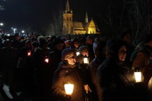 18.03.2016 Masłów. Droga Krzyżowa. / Jarosław Kubalski / Radio Kielce