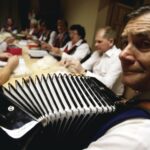 19.03.2016 Osiny. Centrum Twórczości Ludowej. Darcie pierza. / Jarosław Kubalski / Radio Kielce