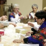 19.03.2016 Osiny. Centrum Twórczości Ludowej. Darcie pierza. / Jarosław Kubalski / Radio Kielce