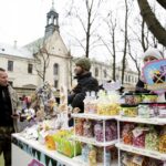 20.03.2016 Kielce. Kiermasz Wielkanocny w Dworku Laszczyków. / Jarosław Kubalski / Radio Kielce