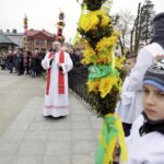 20.03.2016 Skalbmierz. Niedziela Palmowa. Palmy Wielkanocne. / Jarosław Kubalski / Radio Kielce