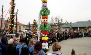 20.03.2016 Skalbmierz. Niedziela Palmowa. Palmy Wielkanocne. / Jarosław Kubalski / Radio Kielce