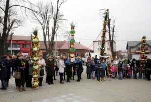 20.03.2016 Skalbmierz. Niedziela Palmowa. Palmy Wielkanocne. / Jarosław Kubalski / Radio Kielce