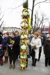 20.03.2016 Skalbmierz. Niedziela Palmowa. Palmy Wielkanocne. / Jarosław Kubalski / Radio Kielce