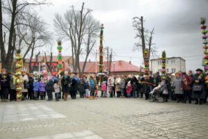 20.03.2016 Skalbmierz. Niedziela Palmowa. Palmy Wielkanocne. / Jarosław Kubalski / Radio Kielce