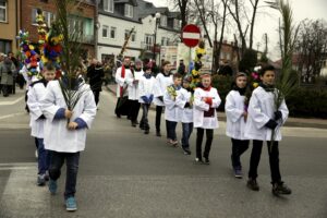 20.03.2016 Skalbmierz. Niedziela Palmowa. Palmy Wielkanocne. / Jarosław Kubalski / Radio Kielce