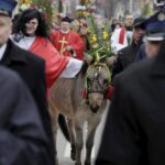 20.03.2016 Skalbmierz. Niedziela Palmowa. Palmy Wielkanocne. / Jarosław Kubalski / Radio Kielce