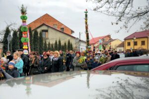 20.03.2016 Skalbmierz. Niedziela Palmowa. Palmy Wielkanocne. / Jarosław Kubalski / Radio Kielce