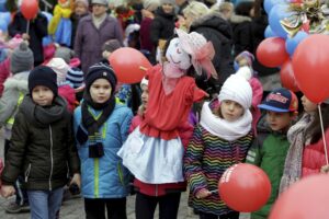 21.03.2016 Kielce. Happening " Obudź w sobie wiosnę". / Jarosław Kubalski / Radio Kielce