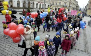 21.03.2016 Kielce. Happening " Obudź w sobie wiosnę". / Jarosław Kubalski / Radio Kielce