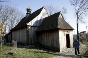 24.03.2016 Busko Zdrój. Kościół pw. św. Leonarda z 1699 roku. / Jarosław Kubalski / Radio Kielce
