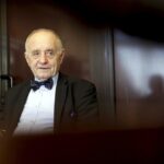 24.03.2016 Kielce. Rektor Politechniki Świętokrzyskiej Stanisław Adamczak podczas konferencji prasowej. / Jarosław Kubalski / Radio Kielce