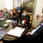 24.03.2016 Kielce. Rektor Politechniki Świętokrzyskiej Stanisław Adamczak podczas konferencji prasowej. / Jarosław Kubalski / Radio Kielce