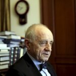 24.03.2016 Kielce. Rektor Politechniki Świętokrzyskiej Stanisław Adamczak podczas konferencji prasowej. / Jarosław Kubalski / Radio Kielce