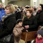 25.03.2016 Kielce. Droga Krzyżowa w kościele św. Jadwigi Królowej. / Jarosław Kubalski / Radio Kielce