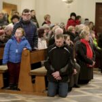 25.03.2016 Kielce. Droga Krzyżowa w kościele św. Jadwigi Królowej. / Jarosław Kubalski / Radio Kielce