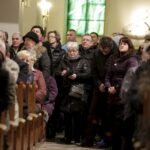 25.03.2016 Kielce. Droga Krzyżowa w kościele św. Jadwigi Królowej. / Jarosław Kubalski / Radio Kielce