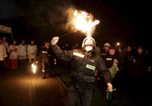 26.03.2016 Koprzywnica. Bziuki. Procesja po mszy rezurekcyjnej. / Jarosław Kubalski / Radio Kielce