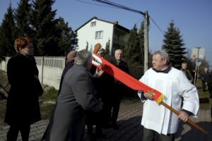 28.03.2016 Suków. Procesja Emaus. / Jarosław Kubalski / Radio Kielce