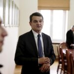 31.03.2016 Kielce. Rektor UJK Jacek Semaniak podczas konferencji prasowej po wyborach na stanowisko rektora. / Jarosław Kubalski / Radio Kielce