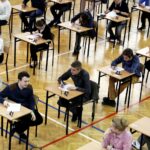 08.03.2016 Kielce. II LO Im. Jana Śniadeckiego W Kielcach. Próbna matura z języka polskiego. / Jarosław Kubalski / Radio Kielce