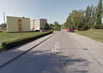 Sandomierz. Ulica Portowa,. / www.google.pl/maps/